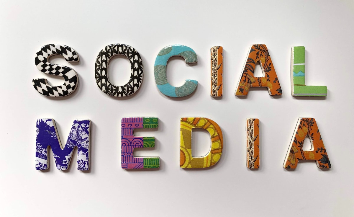 Jakiego programu do zarządzania social mediami używasz?